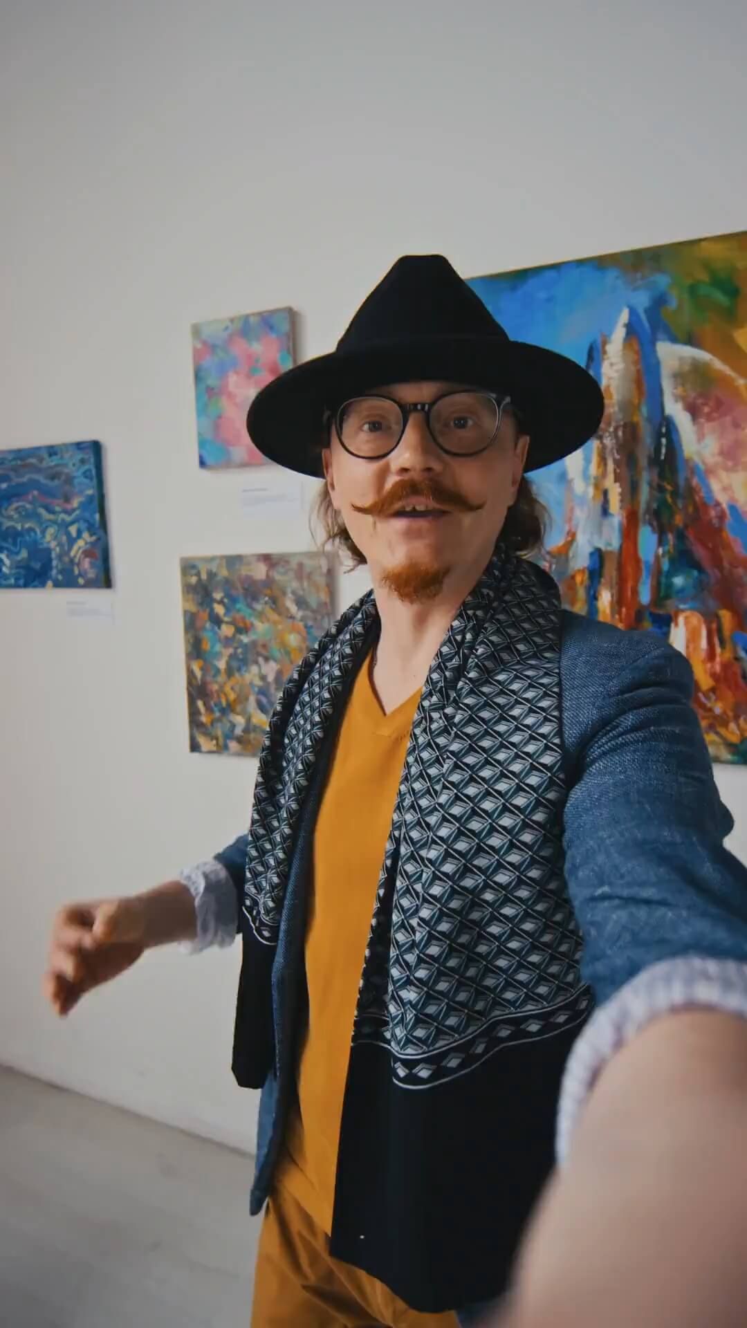 UGC-creator - Mand 45 år - Plakat